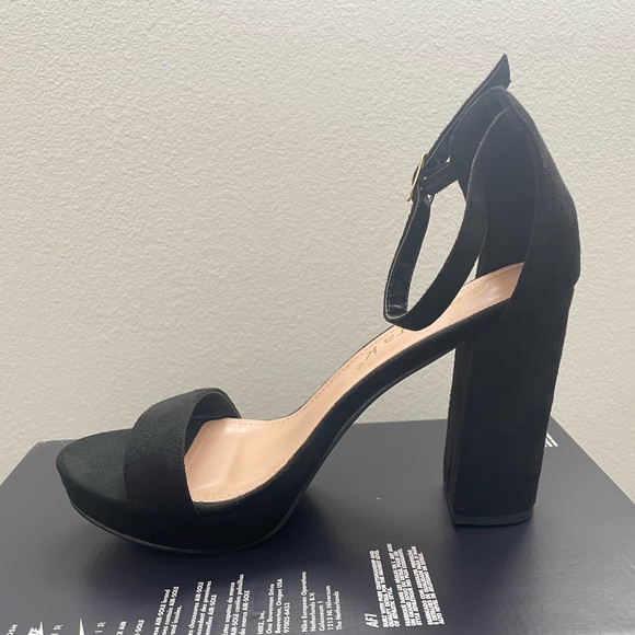 Allegra K Chunky Heels - Picture 5 of 8